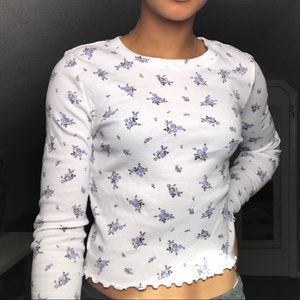 White flower long sleeve